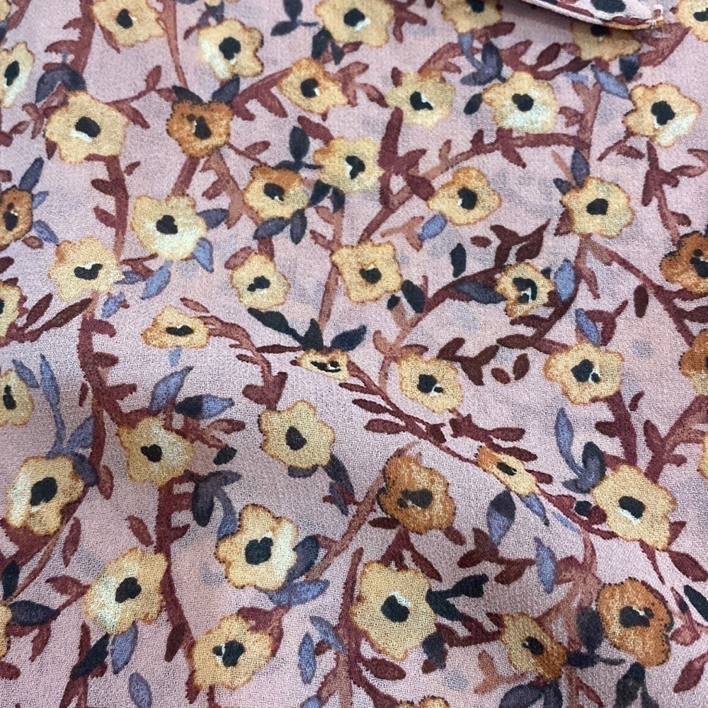 Floral Sheer 3/4 Sleeve Top - Picture 11 of 11